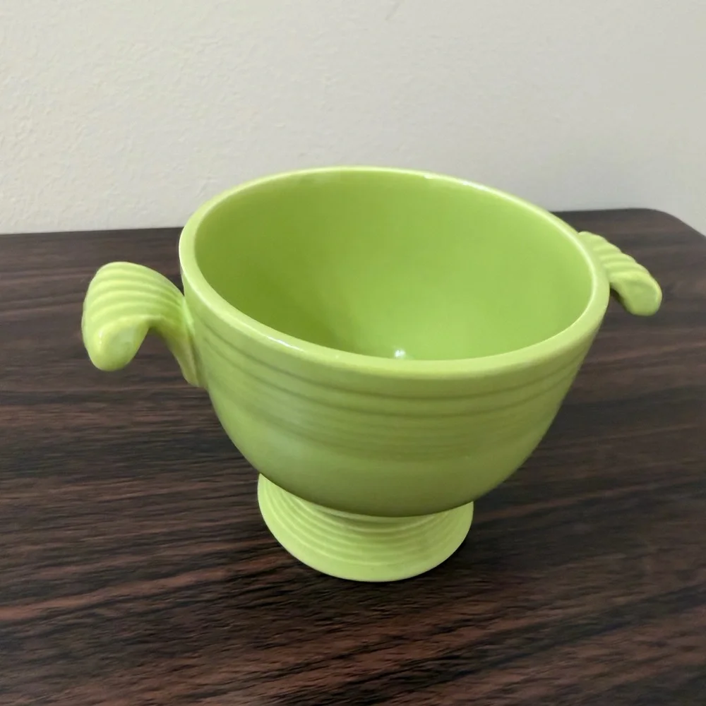 Vintage Fiesta Chartreuse Pedestal Compote Bowl w/ Handles HLC USA